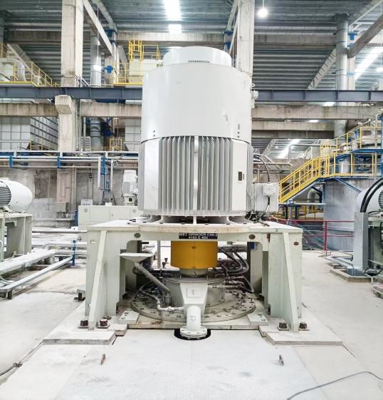 Permanent-magnet direct-drive equipment on a paper-production line